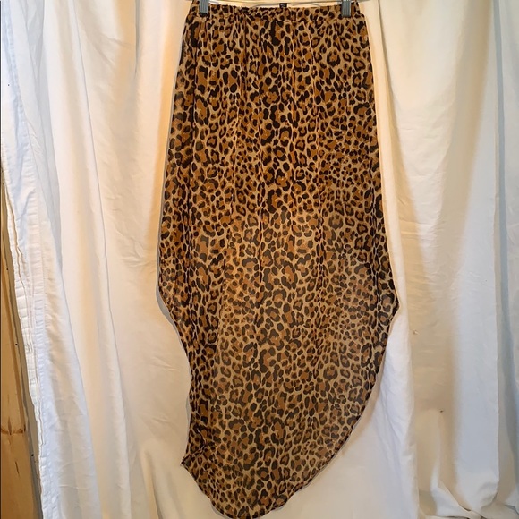 3/20 Divided high low leopard print skirt size 4 - Picture 4 of 4